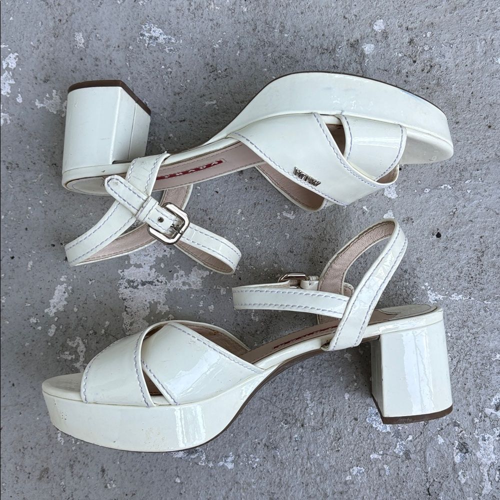 Prada patent leather crisscross kitten, heel platforms - Picture 4 of 9